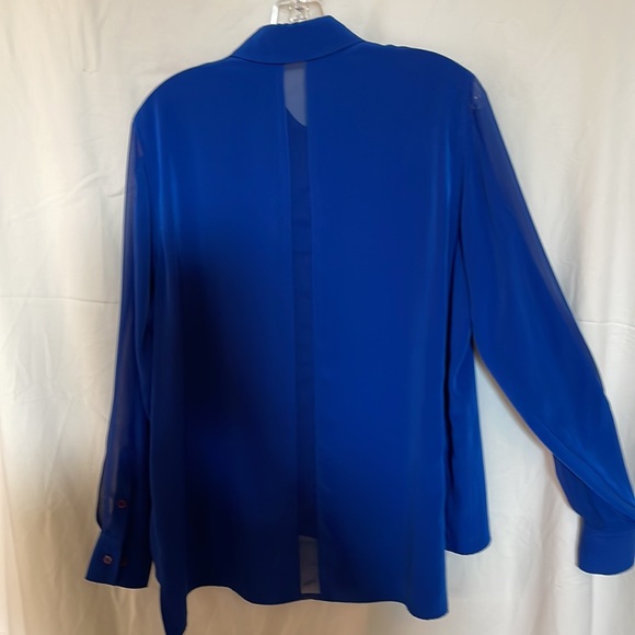 Blouse - Picture 2 of 6